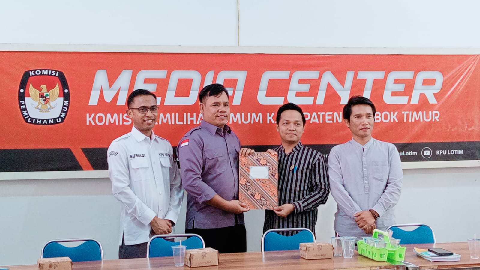 Dokumen Hasil Penelitian Persyaratan Bapaslon Bupati dan Wakil Bupati Lotim