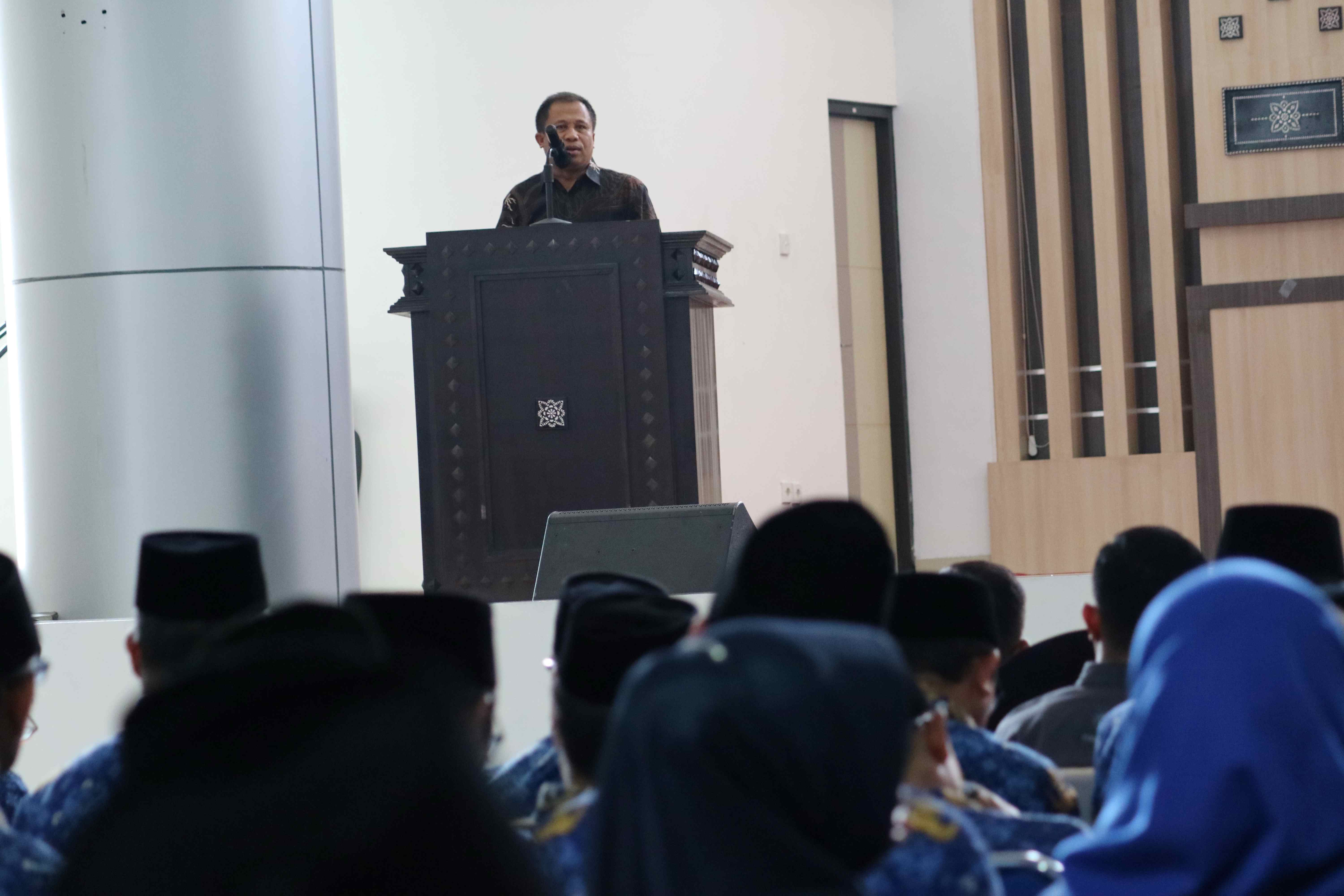 Sambutan Ketua Bawaslu Lotim Pada Deklarasi ASN