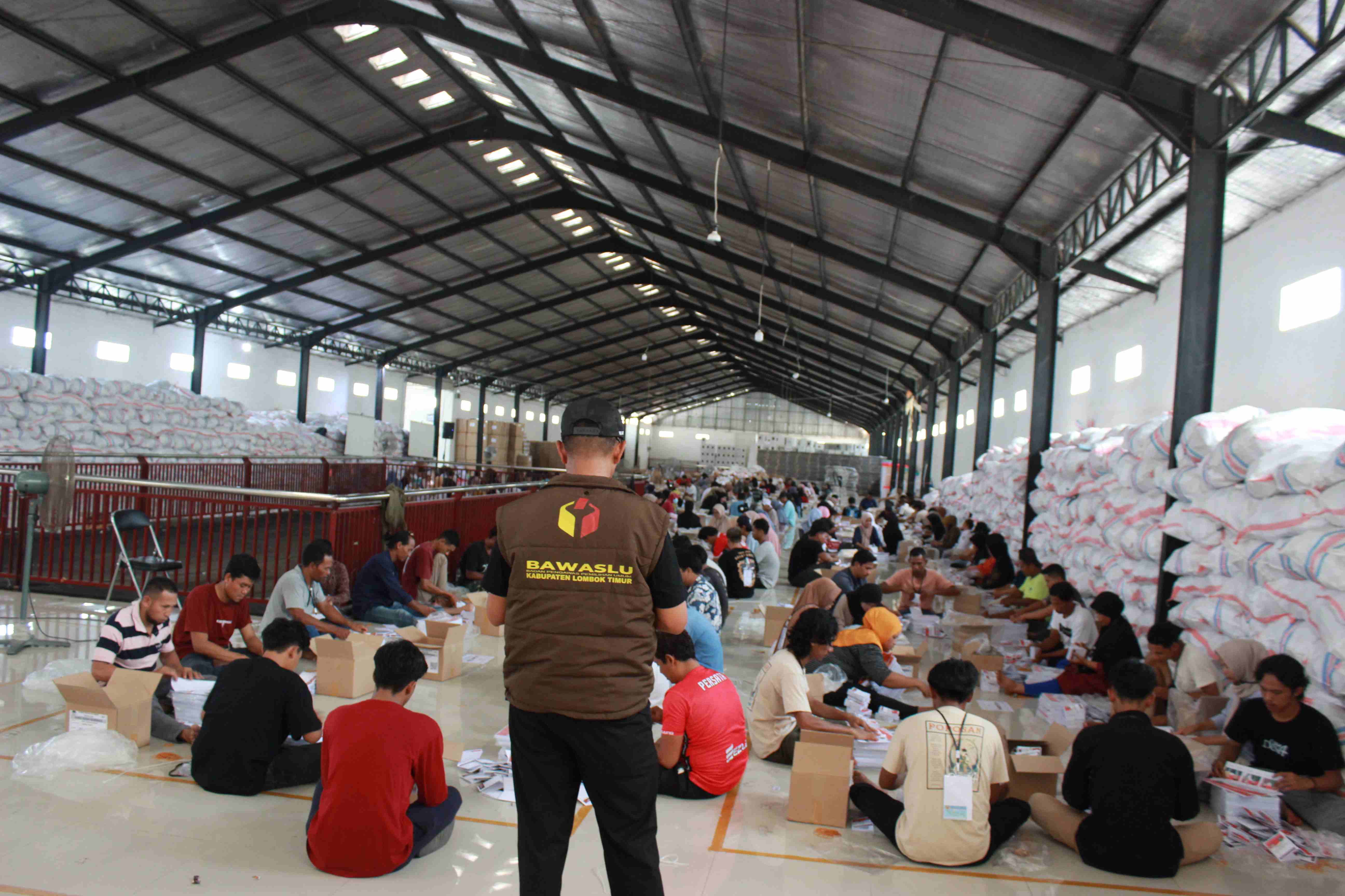 Pengawasan Sortir dan Pelipatan Surat Suara Pilkada 2024