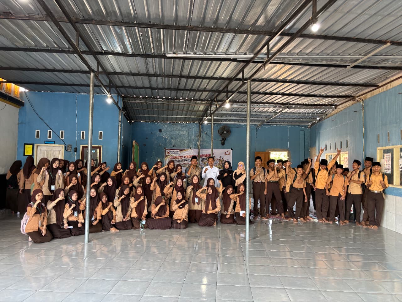 Foto Bersama Pelajar