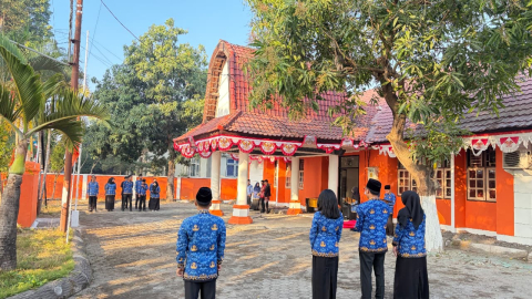 Apel Peringatan HUT ke 81 RI