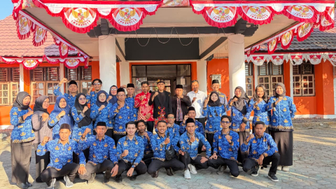 Foto Bersama Usai Apel HUT RI