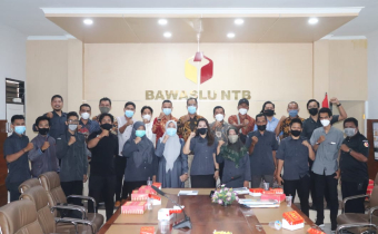 RAPAT KEHUMASAN BAWASLU NTB