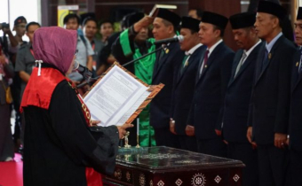 50 Anggota DPRD Lotim Periode 2019-2024 Resmi Dilantik