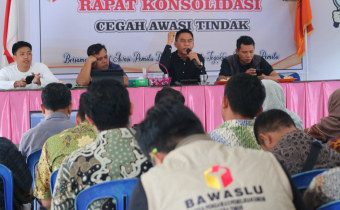 Rapat Konsolidasi Bawaslu Lombok Timur