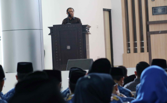 Sambutan Ketua Bawaslu Lotim Pada Deklarasi ASN